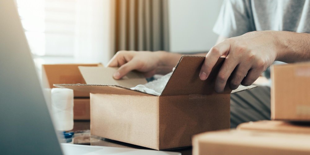 Wysyłka książki kurierem